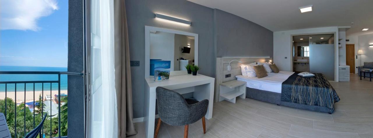 גולדן סנדס Luna Beach Hotel מראה חיצוני תמונה