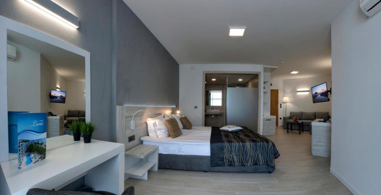 גולדן סנדס Luna Beach Hotel מראה חיצוני תמונה