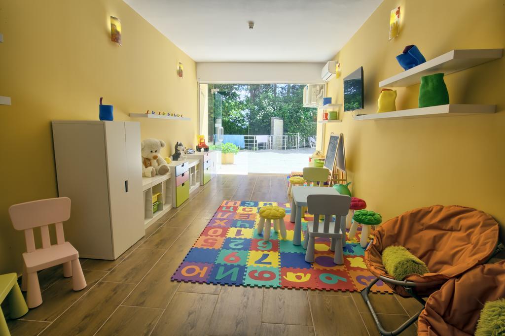 גולדן סנדס Luna Beach Hotel מראה חיצוני תמונה