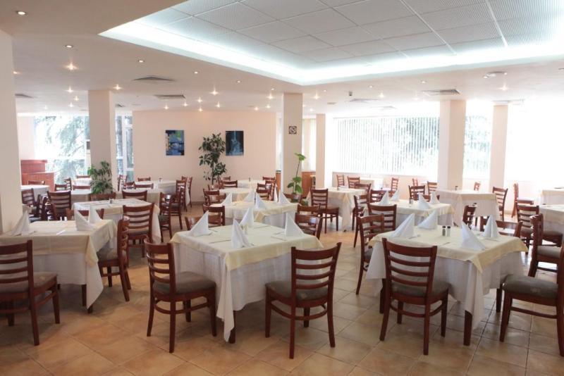 גולדן סנדס Luna Beach Hotel מראה חיצוני תמונה